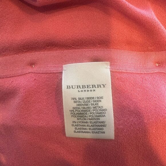 Burberry Women's Pink Short sleeve Silk Top T Shirt with Buttons Size Small - Picture 7 of 10